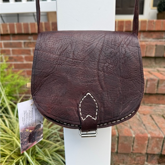 Berber Leather Handmade in Morocco Brown Leather Saddle Handbag NWT Crossbody - Picture 1 of 10